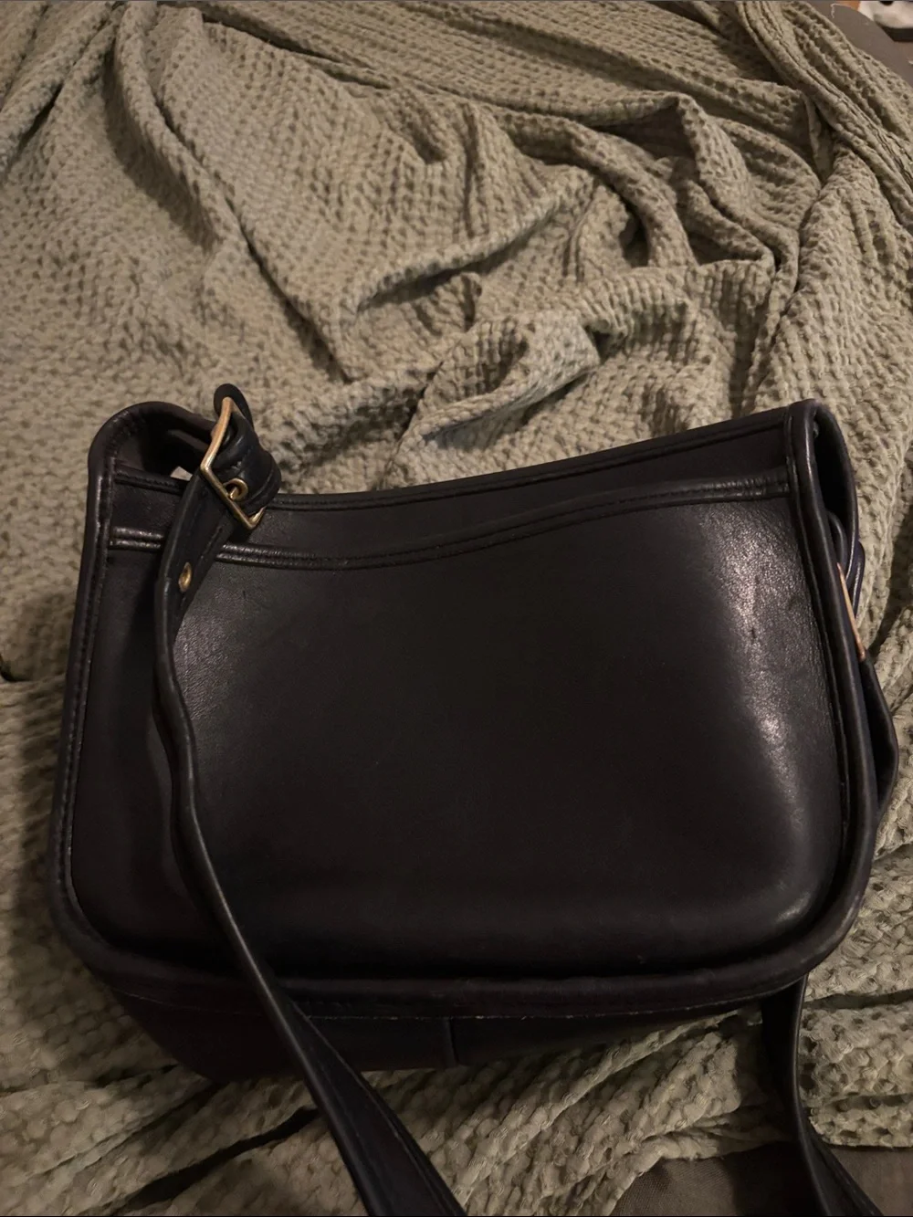 1996 Coach Black Leather Messenger Bag with Brass Hardware 9170- no hang tag